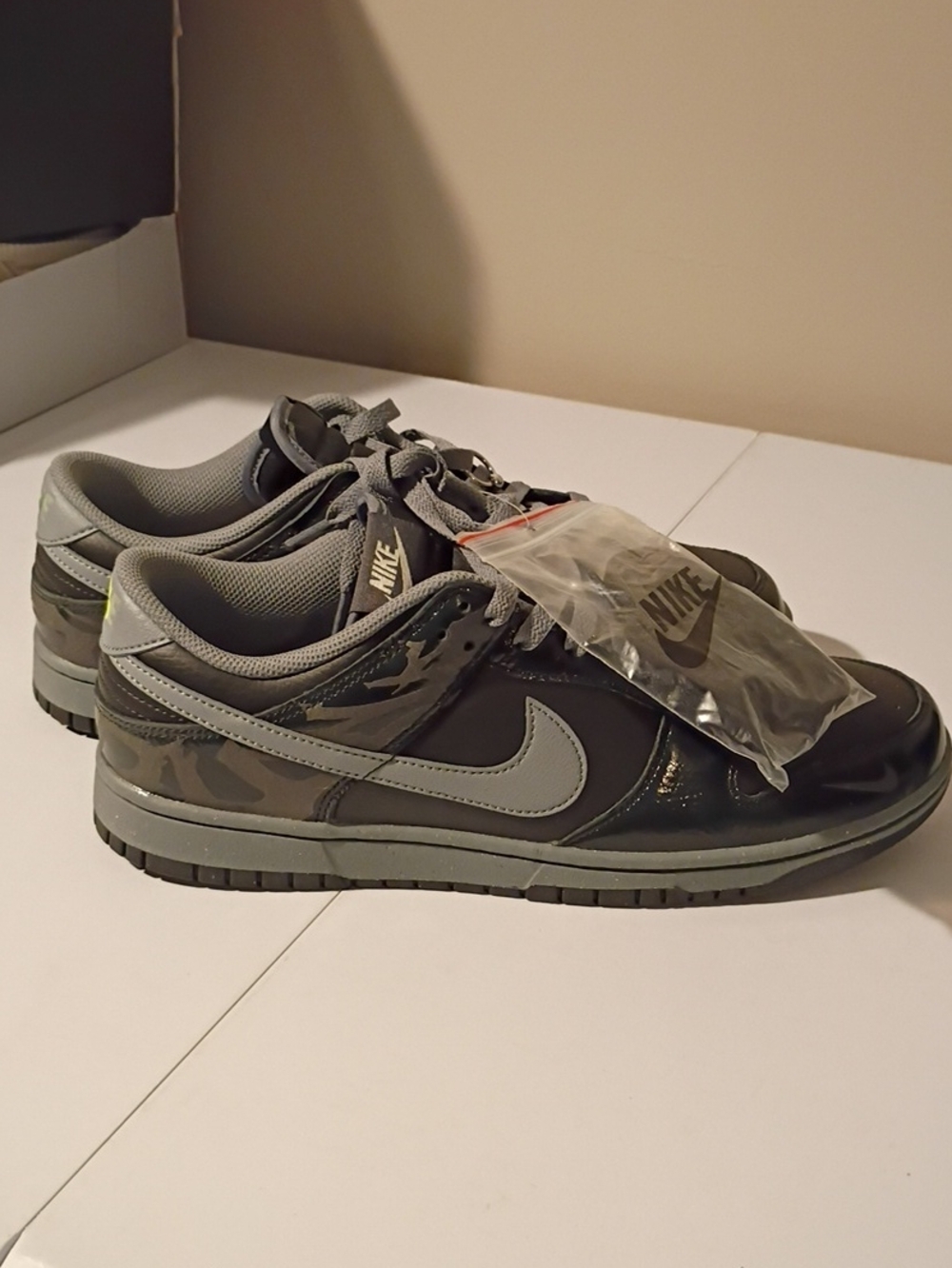 Nike Men’s Gray Camo Low-Top Sneakers with Light Gray Swoosh
